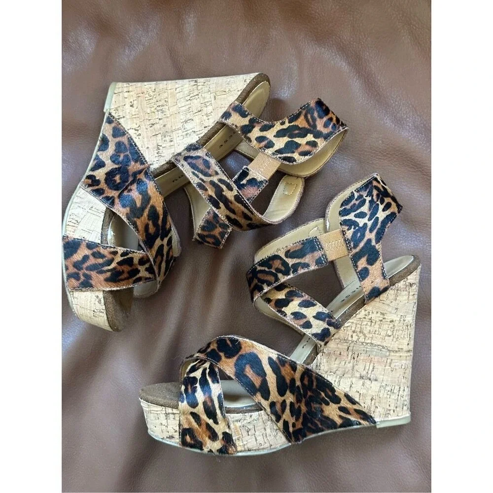 Chinese Laundry Cheetah Wedge